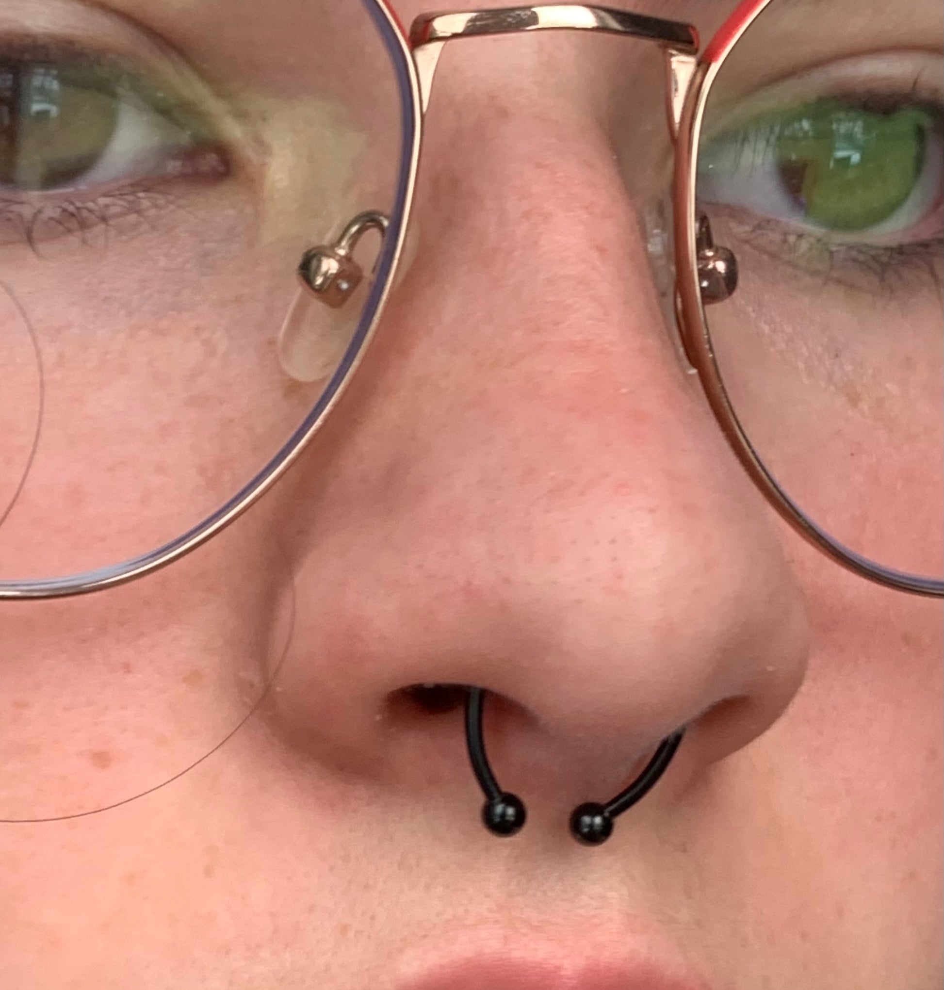 Faux piercing pour le nez – Accessoires Énoria